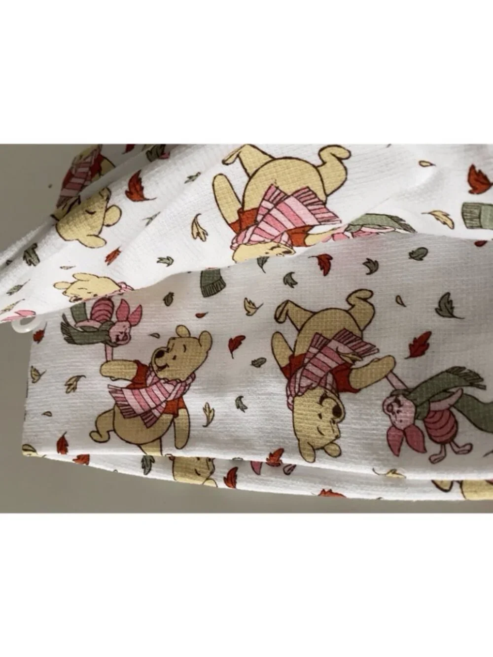2 Pack Disney Winnie The Pooh Piglet Autumn Fall Leaves Kitchen Towels 16 X 26”